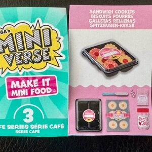 Sandwich cookies, Café series 3 
Miniverse make it mini food